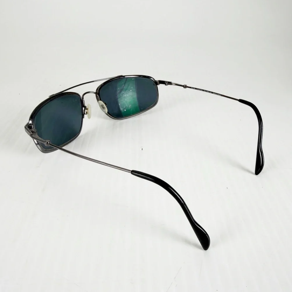 Maui Jim Flexon MJ-303-02 Gunmetal Gray Polarized Sunglasses AS IS